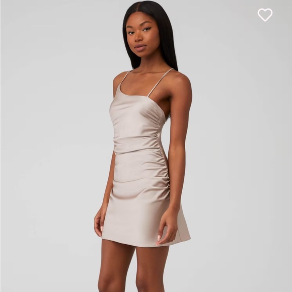 $99 msrp nwt line and dot mini dress champagne revolve small - Picture 5 of 6